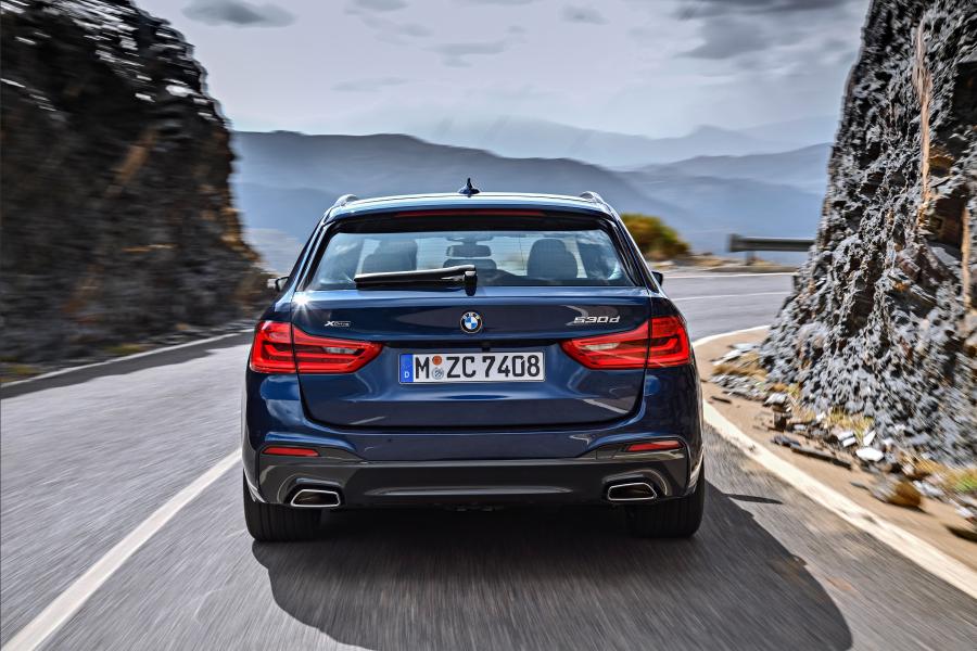  BMW 530d xDrive Touring M Sport 2017 года  (WW) (фото 16 из 78)